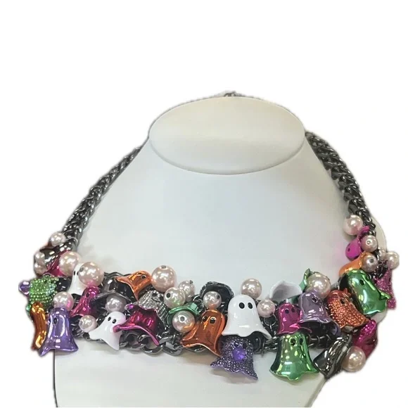 NWT ⚜️🖤⚜️ Betsey Johnson 2025 Limited Edition Ghost Charm Statement Necklace - Picture 9 of 16